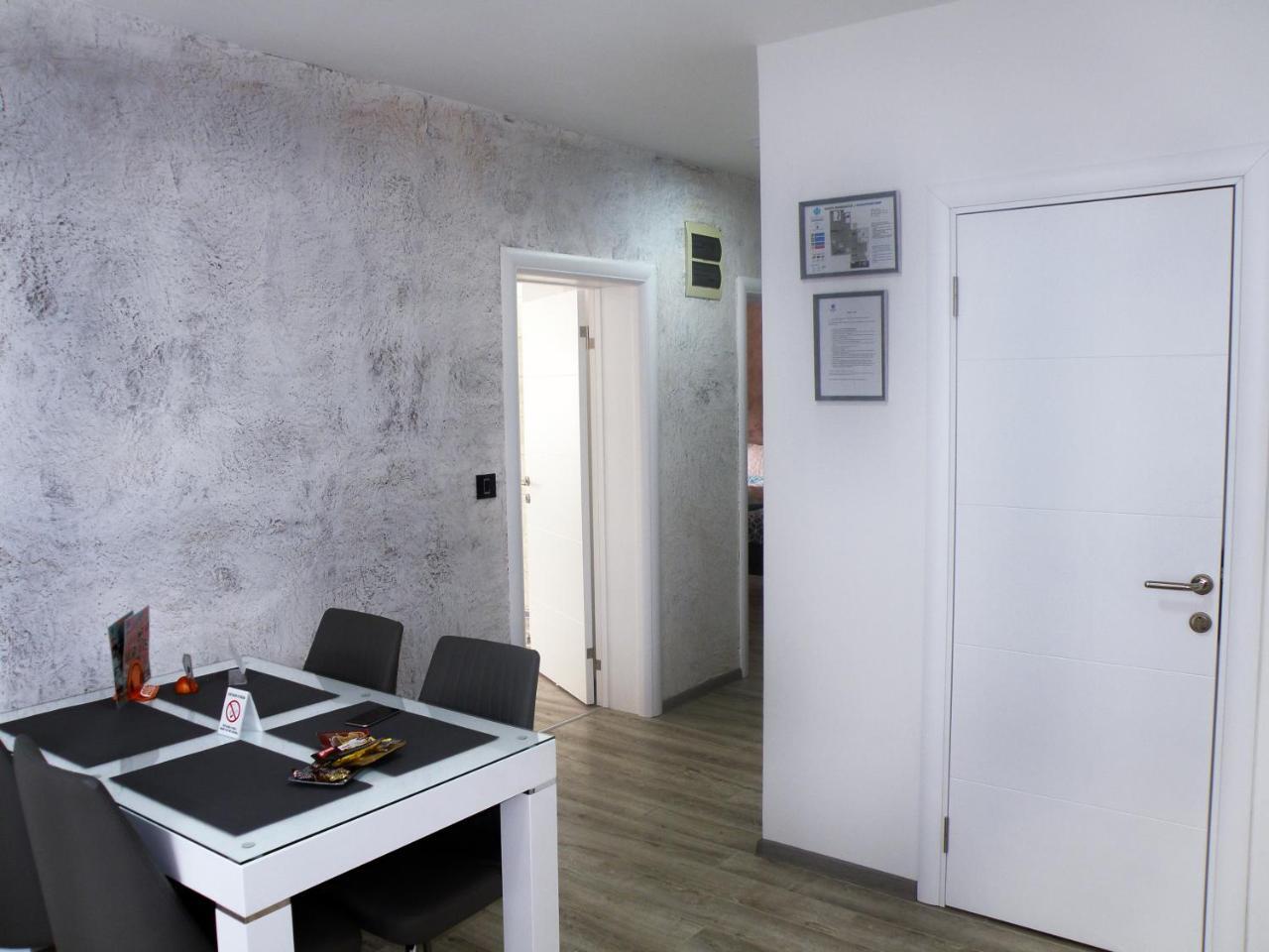 Kristal Apartmani Arandjelovac Bagian luar foto