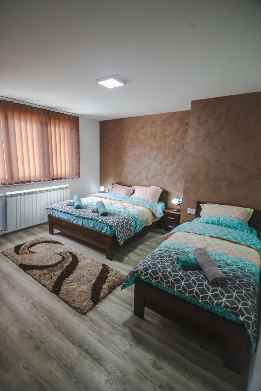 Kristal Apartmani Arandjelovac Bagian luar foto